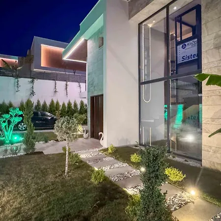 Garden Mansions *